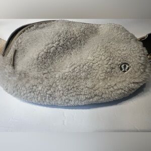 Lululemon Shearling Women's Bag